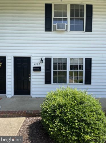 1208 William St, Fredericksburg VA  22401-5430 exterior