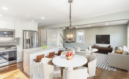 190 Violet Ave, Floral Park NY  11001-3026 exterior