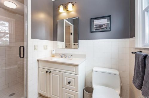 6 Bonwit Rd, Rye Brook NY  10573-1903 exterior