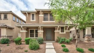 961 Sabino Dr, Gilbert, AZ 85296-2881