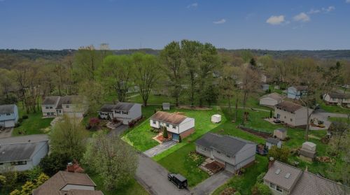 2190 Morning Wind Cir, Bridgeville PA  15017-1616 exterior