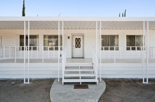 19841 Grand Ave, Lake Elsinore CA  92530-6432 exterior