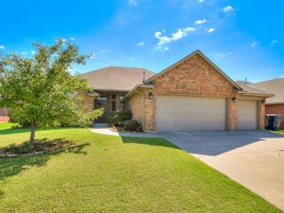 10628 40th St, Yukon, OK 73099-3397