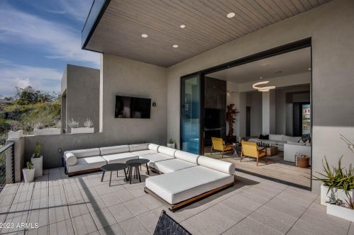 13218 17th Pl, Phoenix AZ  85022-5069 exterior