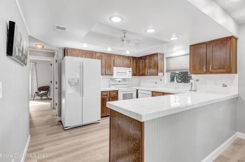1290 Muirfield Ct, Titusville FL  32780-5463 exterior