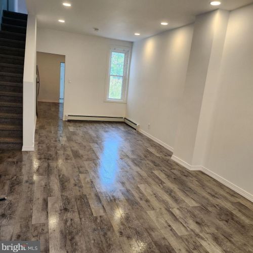 1223 Jackson St, Camden NJ  08104-3525 exterior