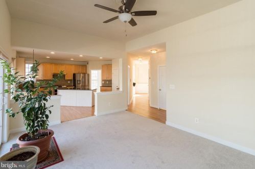 1626 Chickasaw Pl, Leesburg VA  20176-6622 exterior