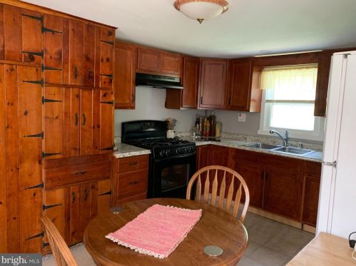 20 Greenhouse Rd, Siddonsburg PA  17019-9447 exterior