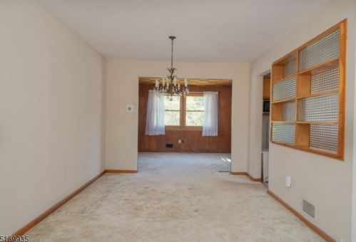 70 Highland Ave, Whippany NJ exterior