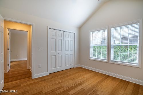 8 Wateree Ct, Beaufort SC  29902-3332 exterior