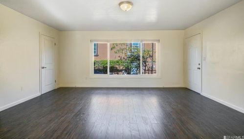 9637 D St, Oakland CA 94603-2437 exterior