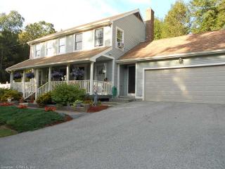 350 Perrin Rd, Woodstock, CT 06281-2715