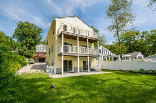 16 Cottage Colony, Douglas, MA 01516-2216