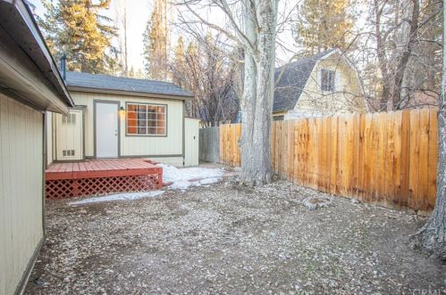 1017 Country Clb Blvd, Big Bear City CA  92314-9749 exterior