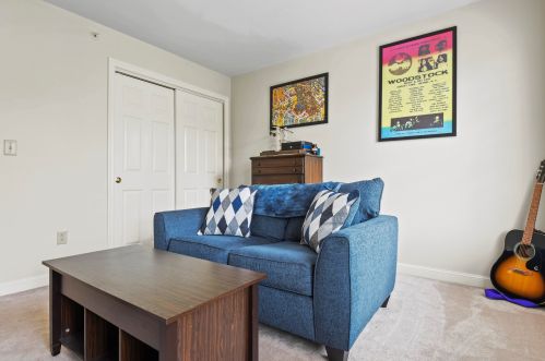 90 Prescott St, Nashua NH 03064-2546 exterior