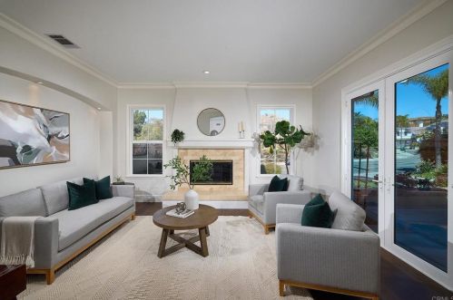 7947 Sitio Solana, Carlsbad CA  92009-9526 exterior