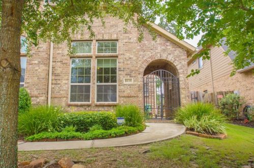 8119 Spreadwing St, Conroe, TX 77385-1115
