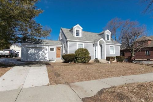 247 Whitford Ave, Providence, RI 02908-3354