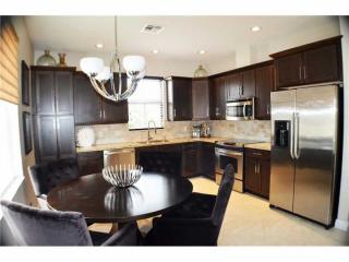4091 Cascada Cir, Hollywood, FL 33024-8517