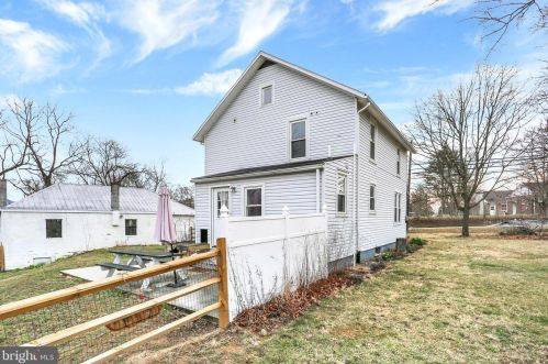 3090 Spring Rd, Carlisle PA  17013-8713 exterior