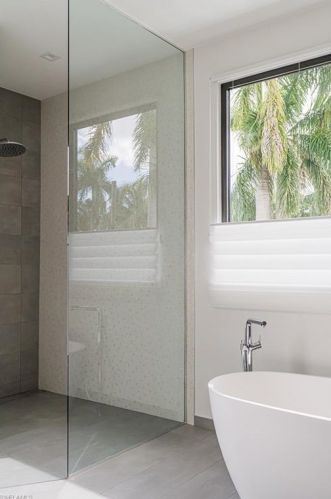 376 1st Ave, Naples FL  34102-5905 exterior