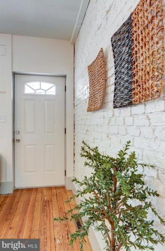 218 Liberty St, Lancaster, PA 17602-1934