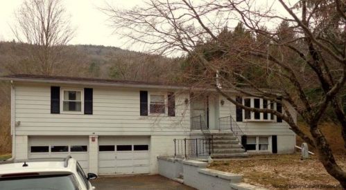 213 High St, Phoenicia, NY 12464-5207