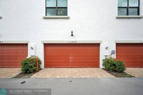 11609 13 Ct, Hollywood FL 33025-2559 exterior