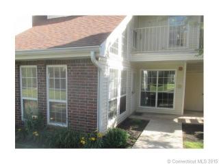 130 Carriage Crossing Ln, Middletown, CT 06457-5832
