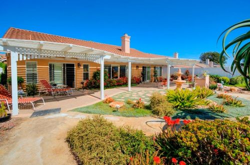 5245 Candlelight St, Oceanside, CA 92056-7274