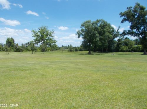 4883 Davis Dr, Marianna FL  32446-6343 exterior