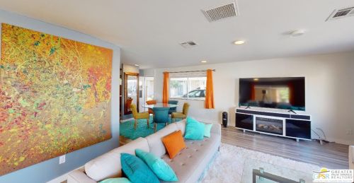 64 Calle De Estrellas, Palm Springs, CA 92264-6327