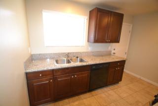 1720 Ontario St, Oxnard CA  93035-3509 exterior