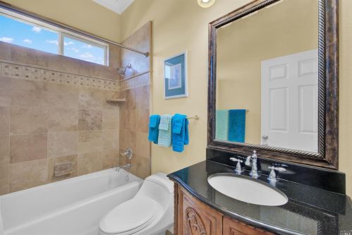 3959 Skyhawk Ln, Vacaville CA  95688-9516 exterior