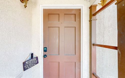 7526 Duchess Dr, Whittier, CA 90606-2237