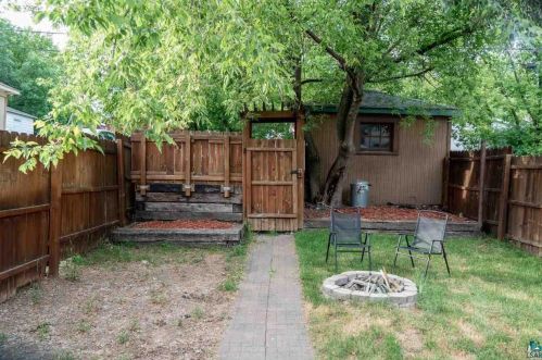 2817 Wicklow St, Duluth MN  55806-1415 exterior