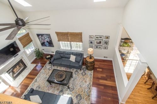 3 Shirewood Dr, Scotch Plains NJ 07076-2513 exterior