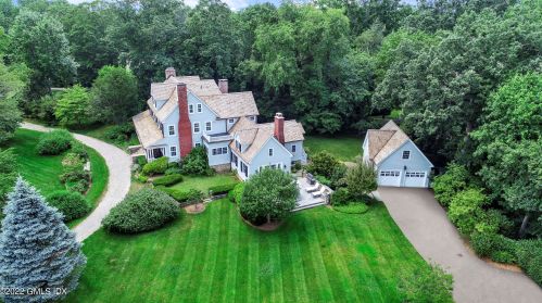 203 Riverside Ave, Riverside CT  06878-2212 exterior