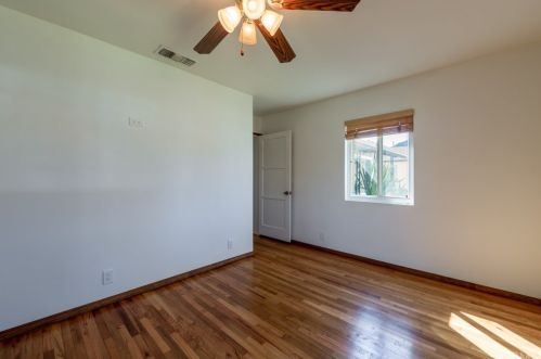 5938 Sunfield Ave, Lakewood CA  90712-1823 exterior