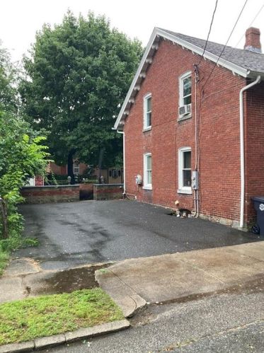 24 Lawrence St, Cumberland RI  02864-5311 exterior