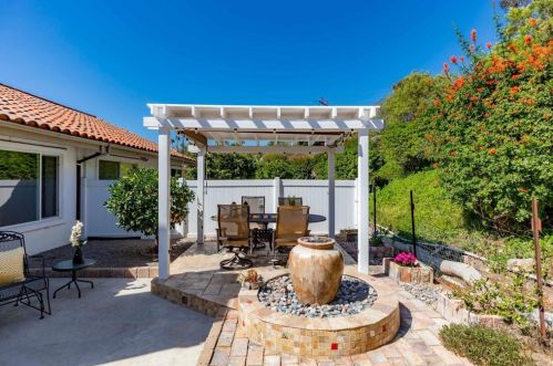 4547 Cordoba Way, Oceanside CA  92056-5102 exterior