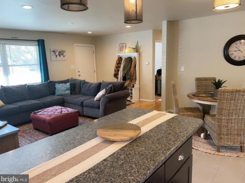 142 Laurel Ave, Laurel DE  19956-1226 exterior