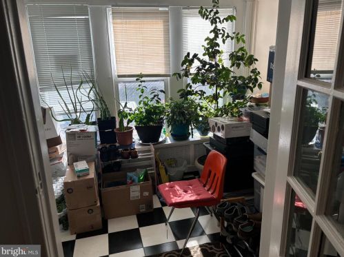 4645 C St, Philadelphia, PA 19120-4522