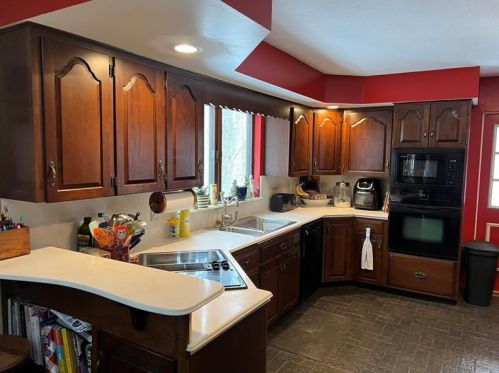 244 Evergreen Dr, Franklin, PA 16323-1847