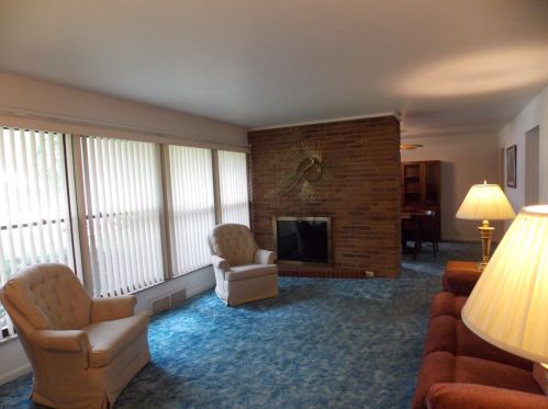 8978 Blossom Dr, Cincinnati, OH 45236-1716