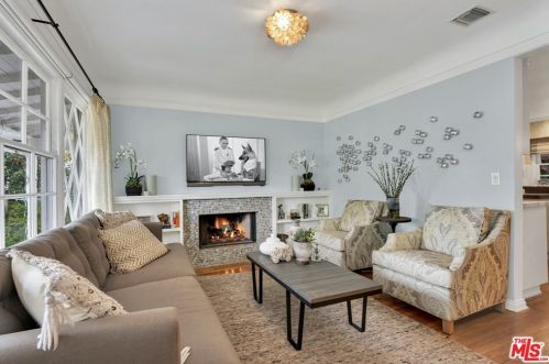 5528 Buffalo Ave, Van Nuys CA 91401-5226 exterior