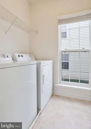 214 Union Ridge Dr, Charles Town WV  25414-4950 exterior