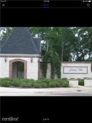 102 Forest Dr, College Station TX  77840-2329 exterior