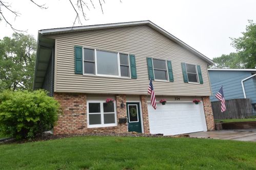 724 8th St, Hastings MN  55033-2363 exterior