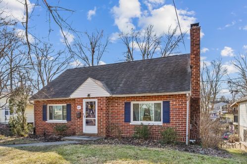 61 Mason Ave, Delaware, OH 43015-1234